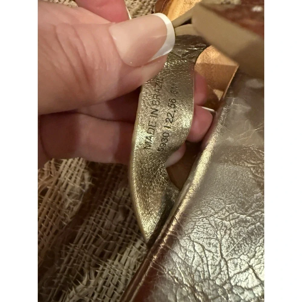 Tory Burch Miller Metallic Wrinkled Leather‎ Sandals in Spark Gold Women's 8